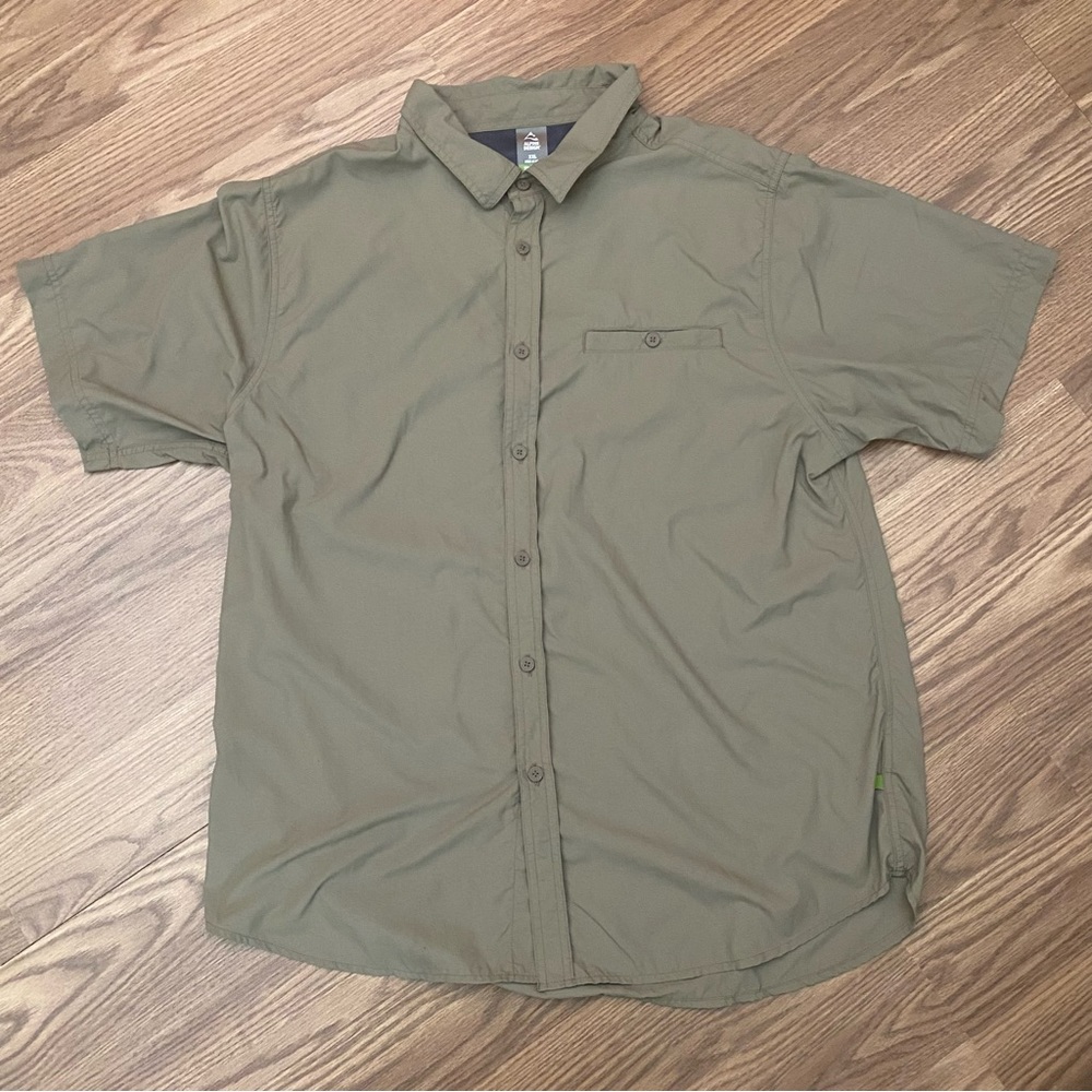 Alpine Design Tech Series Men XXL  Hiking Fishing Shirt Vented Short Sleeve READ